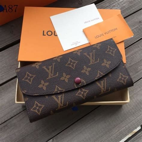 porte monnaie louis vuitton pas cher chine|louis vuitton sac de luxe.